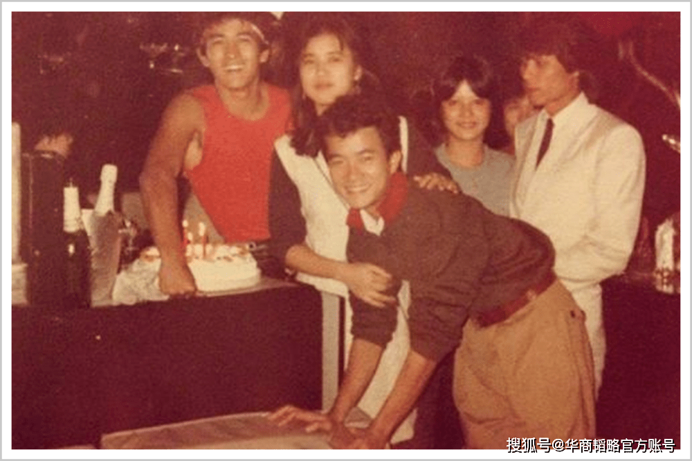 就是他！！犹太裔巨富，70高龄转籍做中国人 QCS1LU51uyIs5Cz5jpg